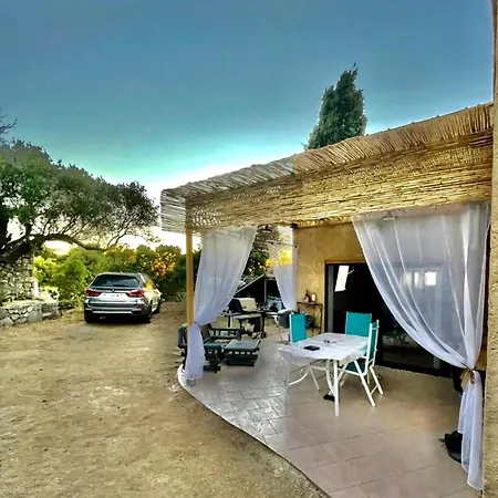 Lovely Place With Free Parking Apartmán *